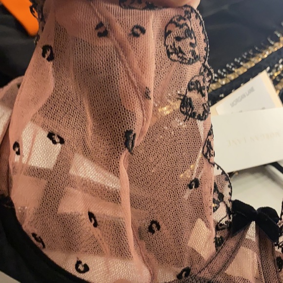 Morgan Lane Pink Lace Bra - Picture 8 of 11